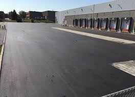 Why Choose Us For All Your Driveway Paving Needs in Collinsville, IL?